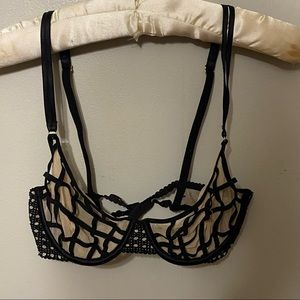 Victoria’s Secret “Very Sexy” Unlined Demi Bra. 34C